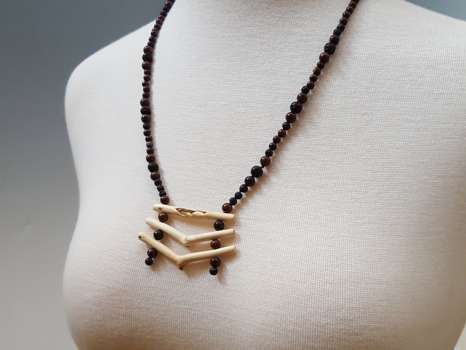 3 Twigs V necklace 3_v_necklace_phone.jpg
