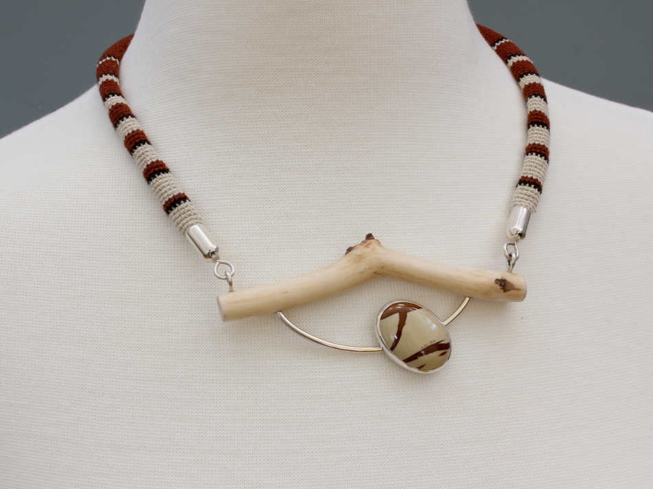 Upside down V twig with Owyhee jasper img_2708.jpg