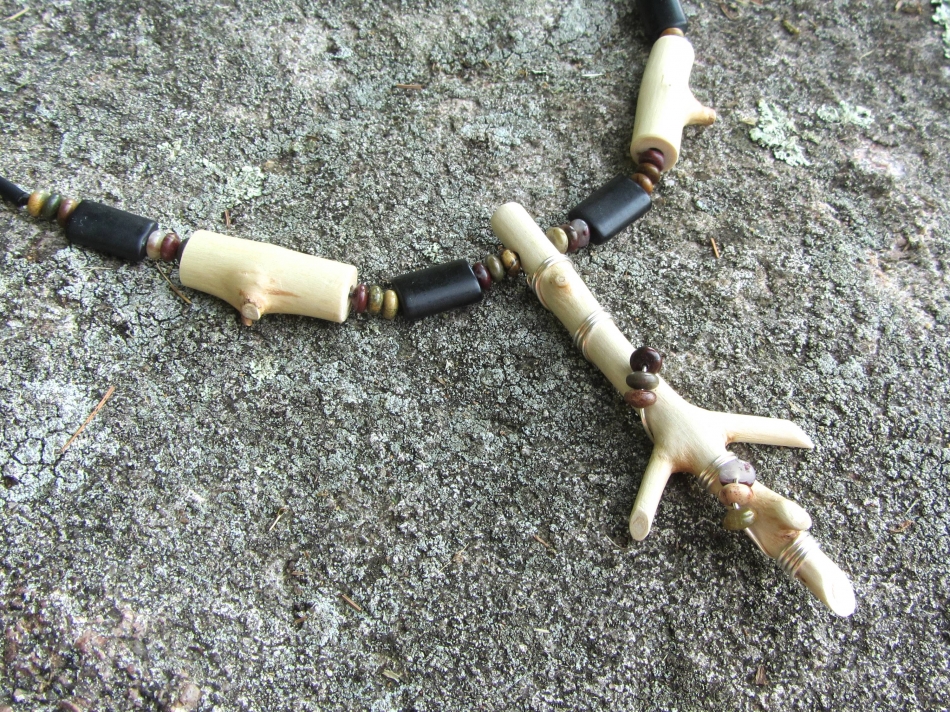 Twig with Agate Swirl Necklace img_8567.jpg