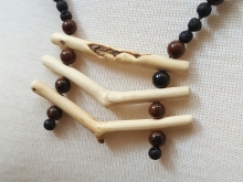 3 Twigs V Necklace, close up