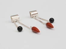 Cylinder top earrings with black onyx and red jasper